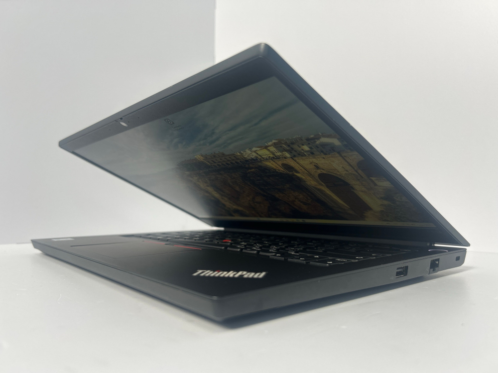 Ноутбук Lenovo ThinkPad E14 (20RA0016RT) 14"/Intel Core i5-10210U/RAM 8GB/SSD 256GB/Intel UHD Graphics/1920*1080/IPS/Windows 11/Подсветка кл-ры: НЕТ/Чёрный. Состояние: B1