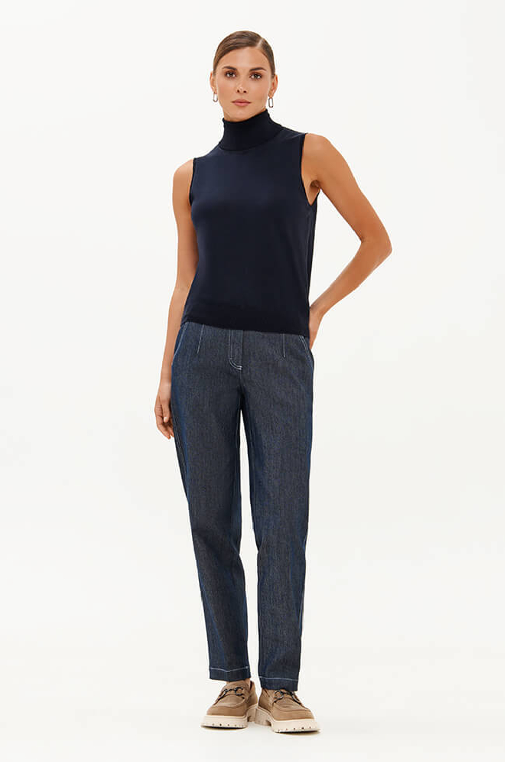 23393 Жилет женский (темно-синий)