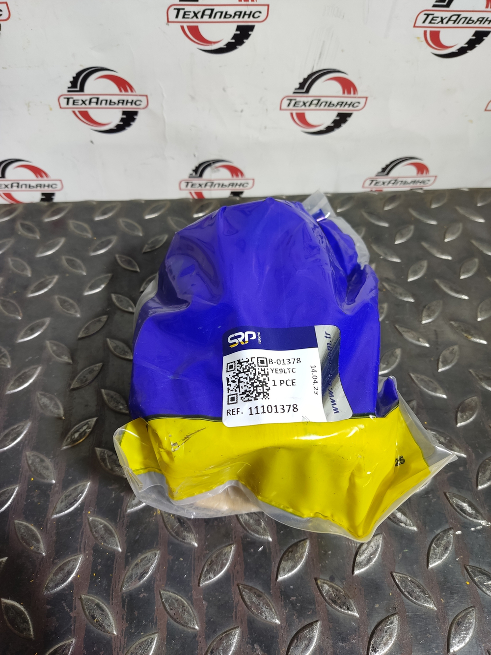 Втулка 11101378