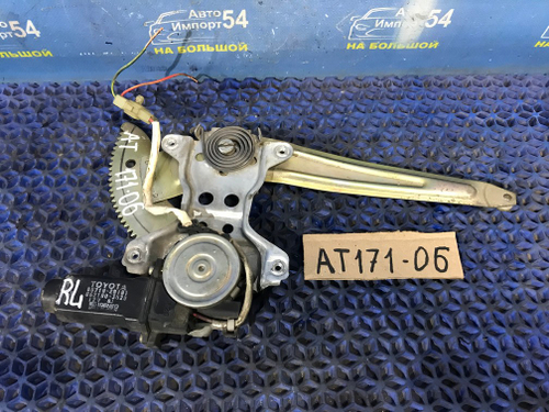 Стеклоподъемник задний левый TOYOTA CARINA 1990