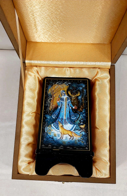 Сувенирная подставка для телефона с росписью Палех "Снегурочка"