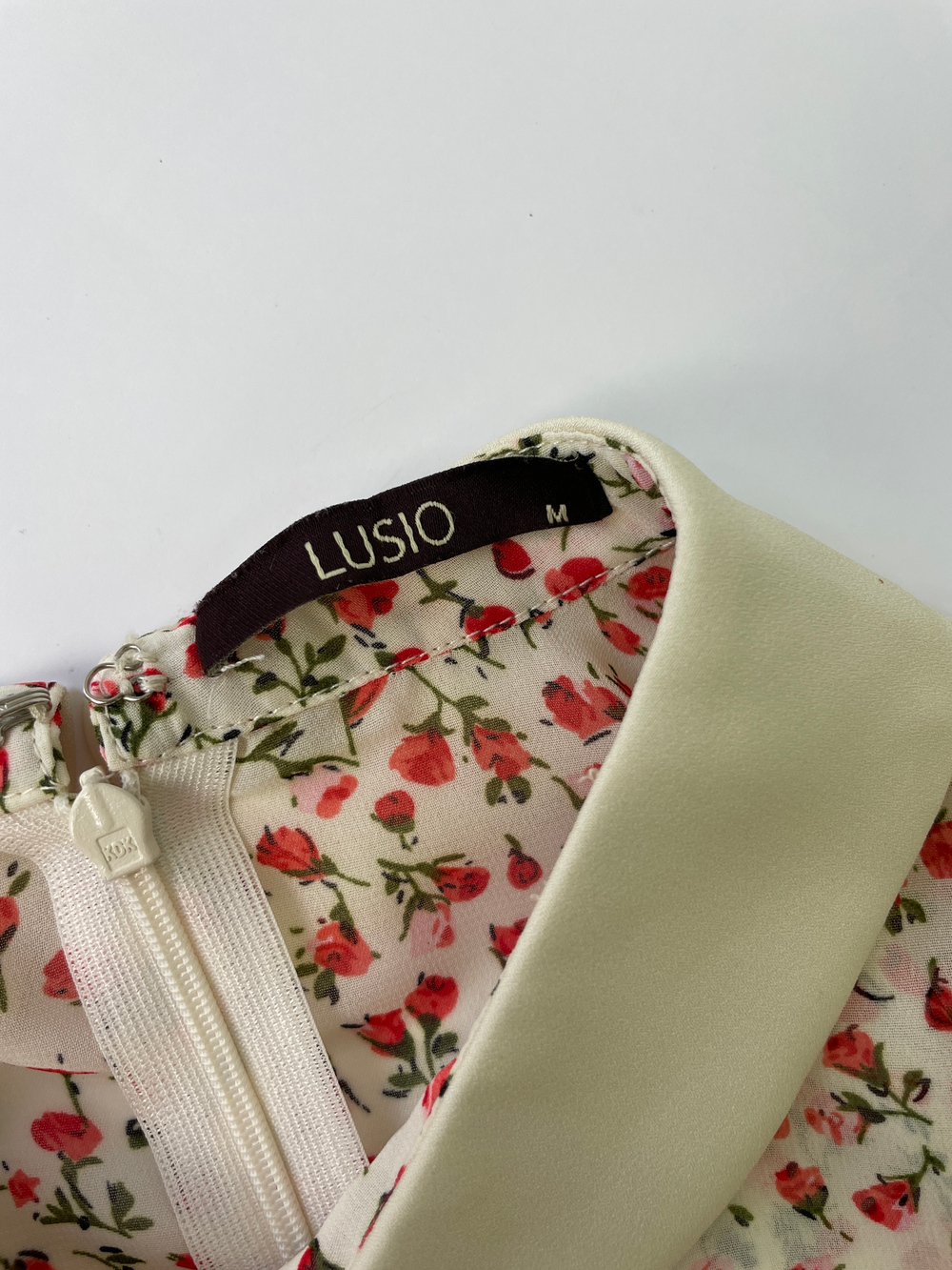 Платье Lusio