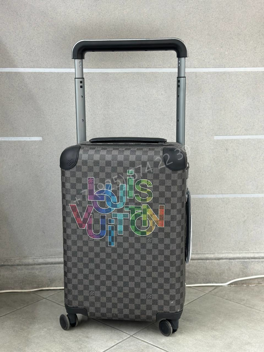 Чемодан Louis Vuitton, арт. 693380