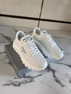 Кроссовки Prada