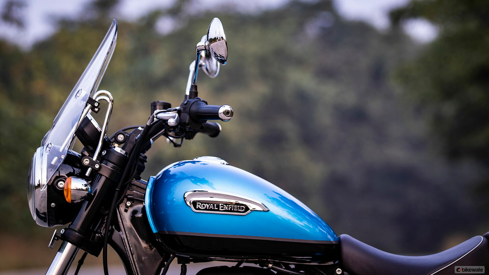 Royal Enfield Meteor 350 Supernova Blue