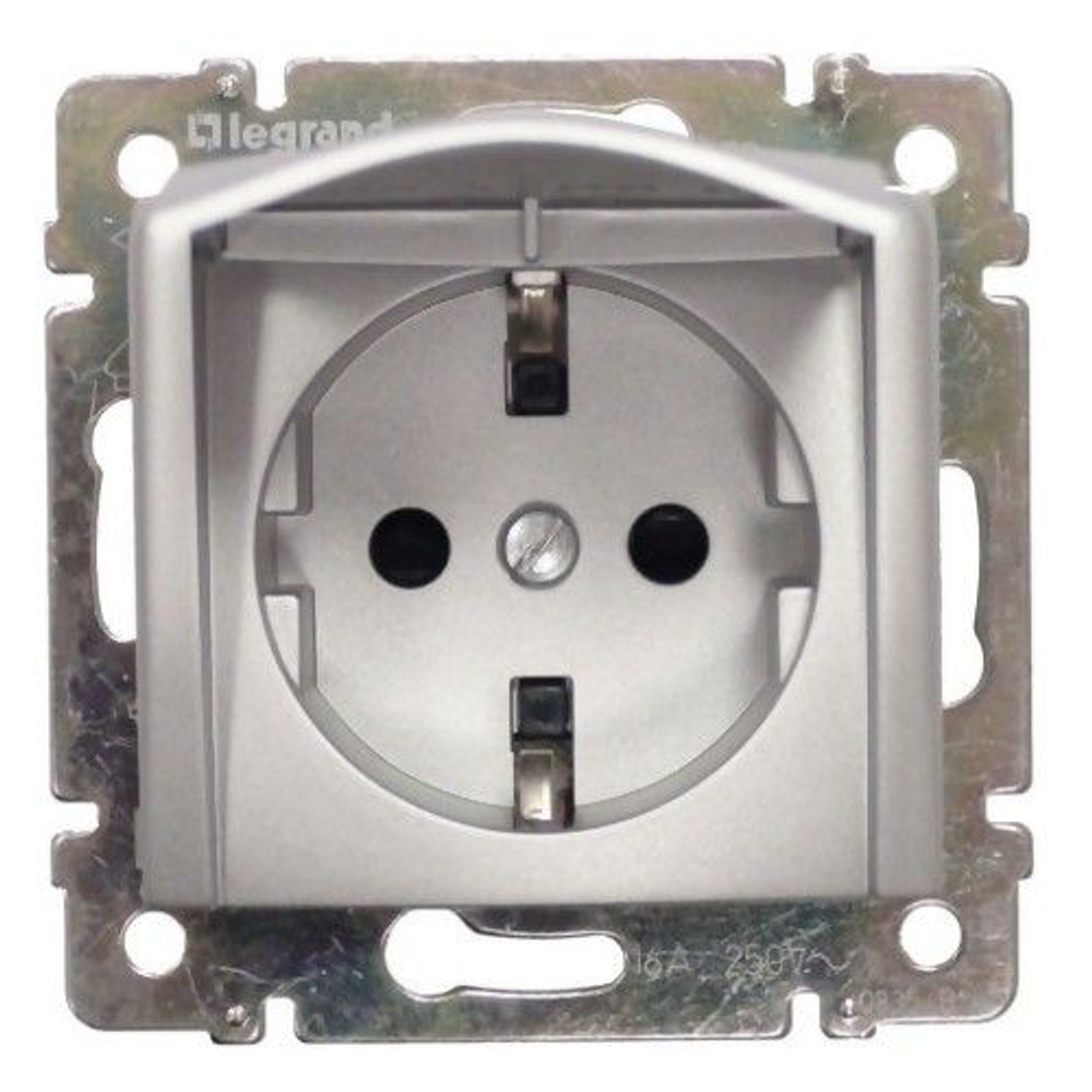 0122 Розетка с крышк (Алюминий)