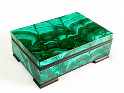 Шкатулка из малахита 12-8-4.5 см