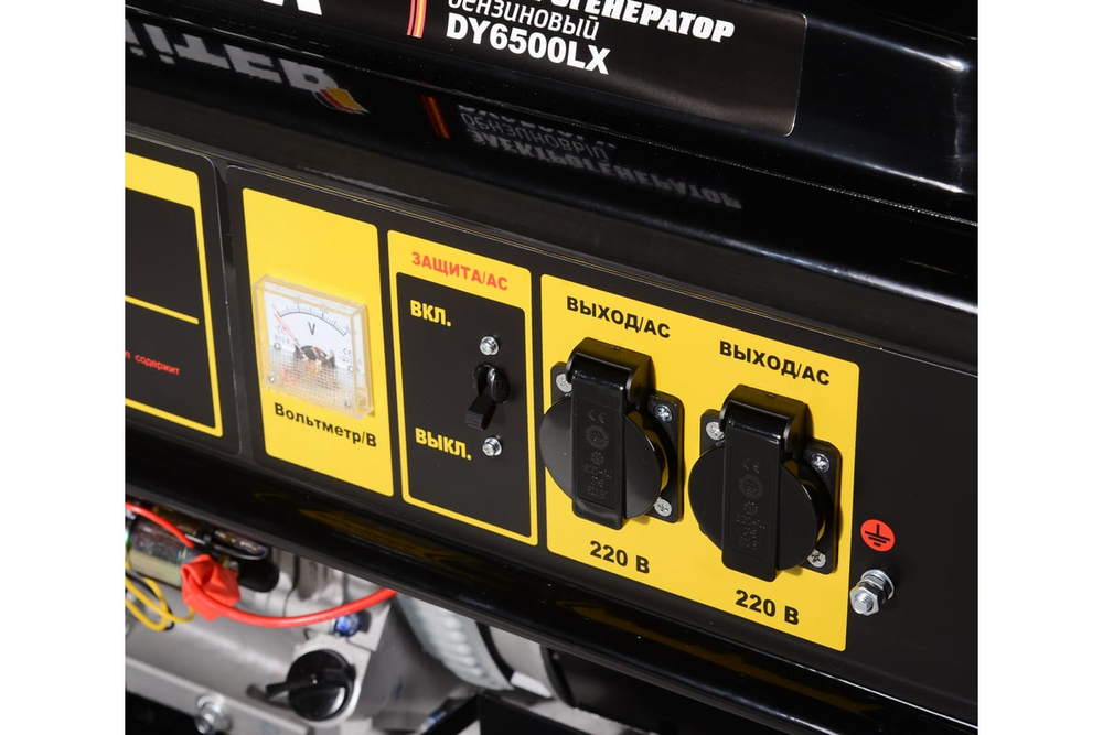Бензиновый генератор Huter DY6500LX электростартер 64/1/7