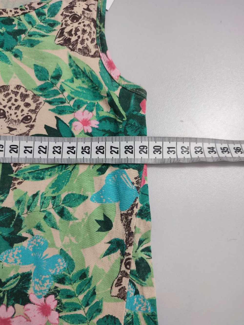 Платье H&M красивое на 6-8 лет