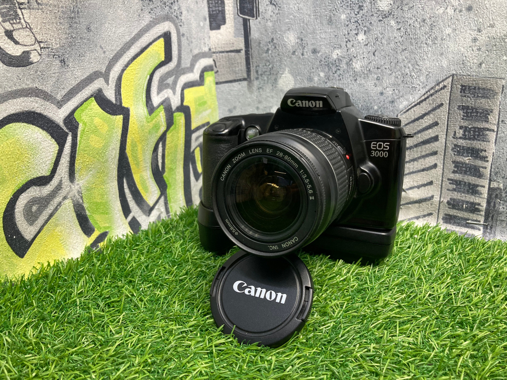 Canon EOS 3000 kit EF 28-80mm 3.5 5-5.6 II