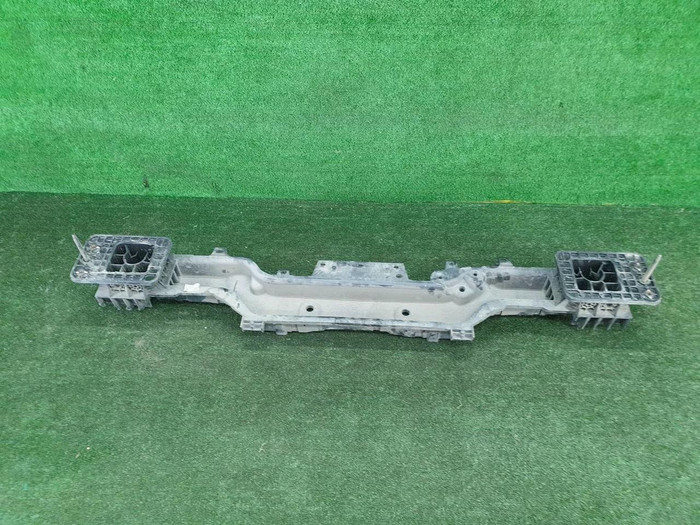 Усилитель задний Genesis GV80 (2020-н.в.)