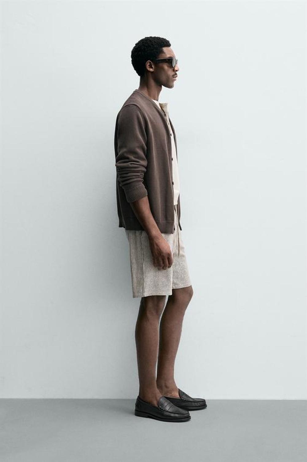 ZARA БЕРМУДЫ RELAXED FIT ИЗ ВИСКОЗЫ И ЛЬНА, ПОЛОСКИ