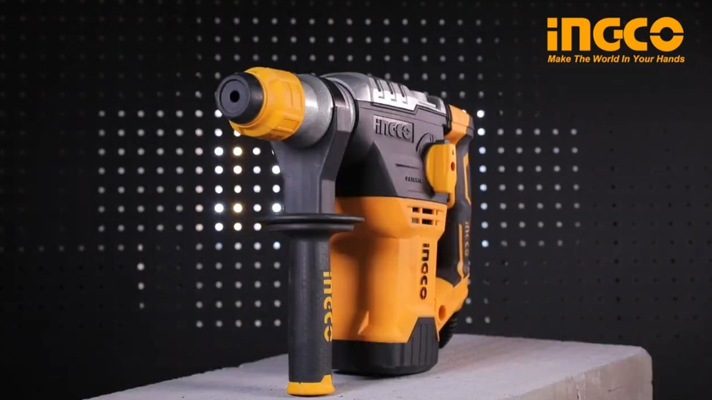 Перфоратор SDS-Plus INGCO RH150068 INDUSTRIAL 1500 Вт 5,5 Дж