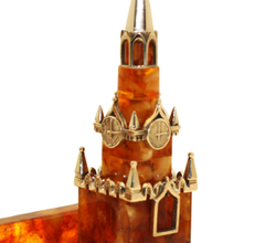 Визитница настольная "Кремль" из янтаря