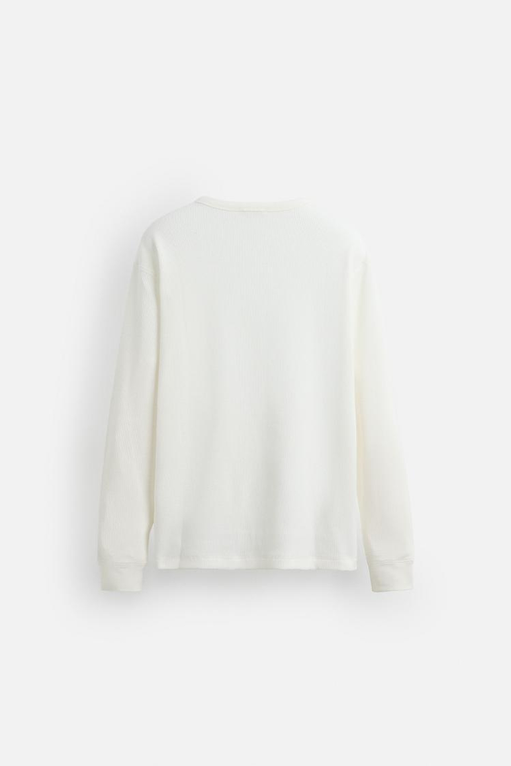 ZARA ФУТБОЛКА ИЗ РЕЛЬЕФНОЙ ТКАНИ С ВОРОТНИКОМ И ПУГОВИЦАМИ, ЖЕЛТОВАТО-БЕЛЫЙ