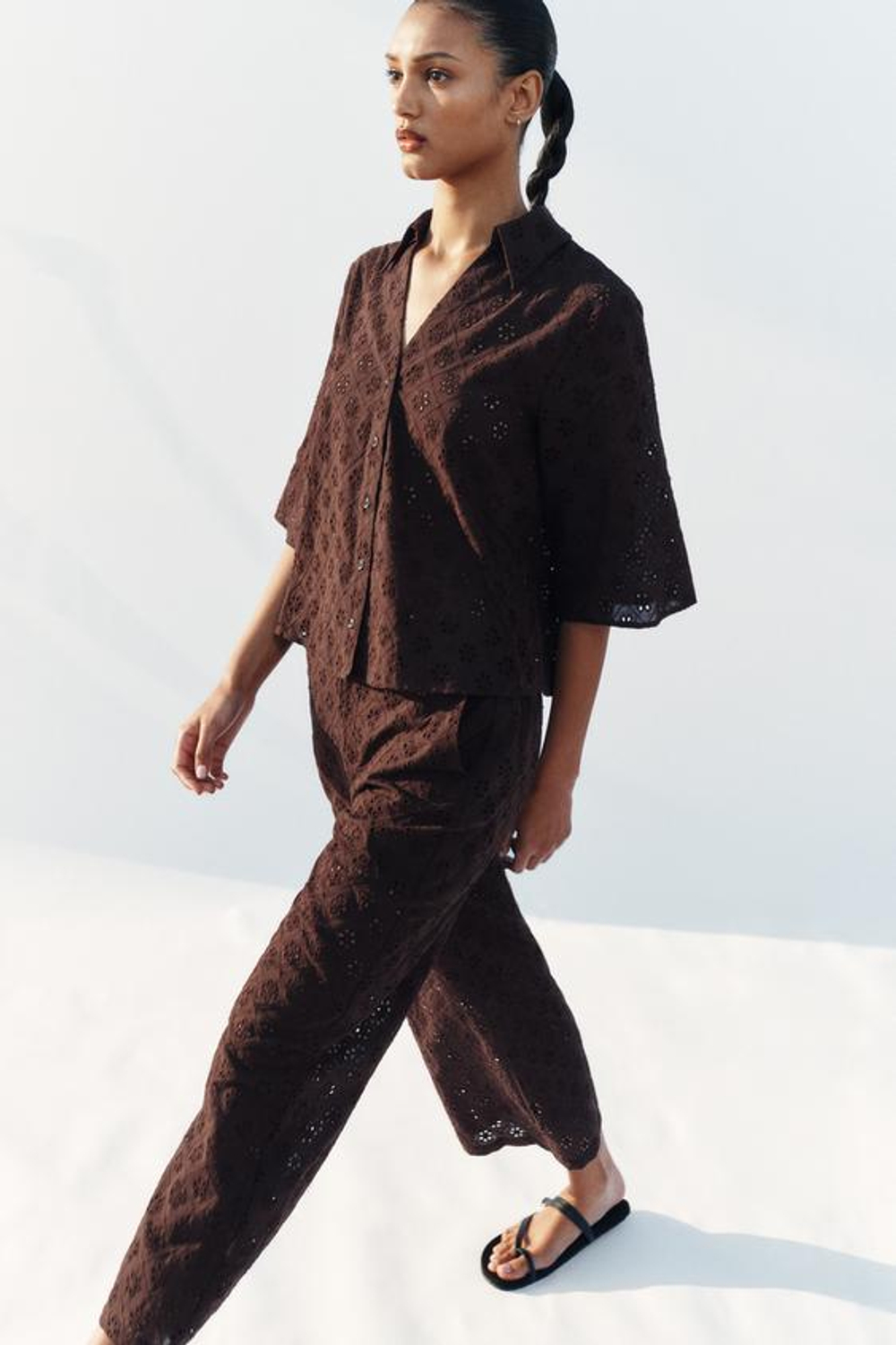 ZARA БРЮКИ-КЮЛОТЫ С АЖУРНОЙ ВЫШИВКОЙ, КОРИЧНЕВЫЙ