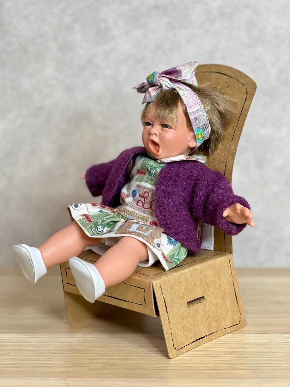 Кукла LAMAGIK мягконабивная  28см Gestito (10009)