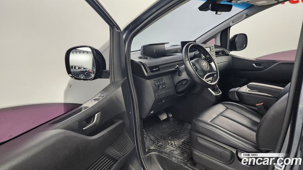 Hyundai Staria Cargo 3-х местный (06.2021)