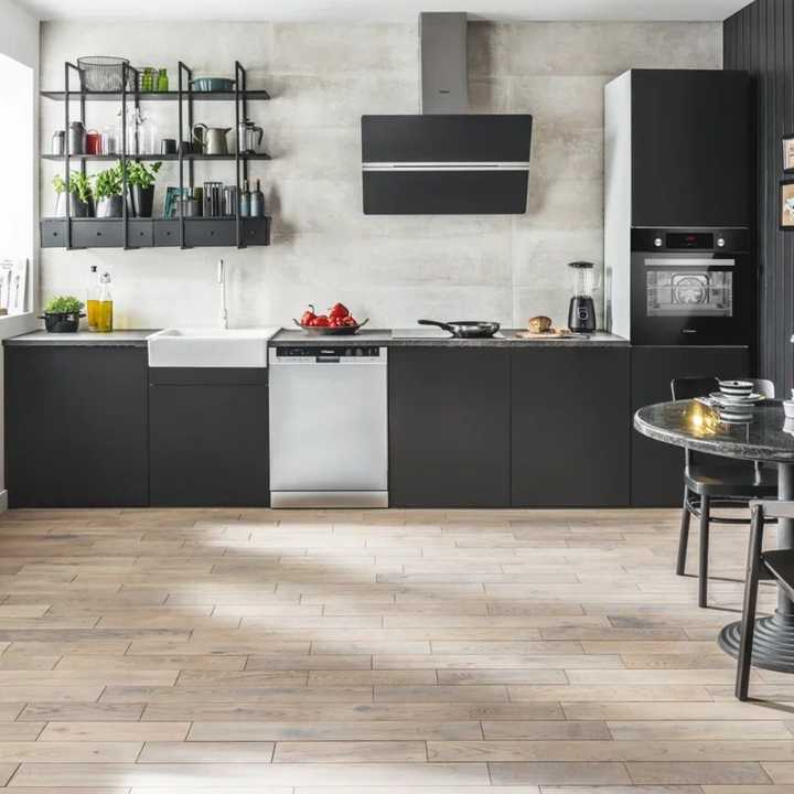 Духовой шкаф Hansa BOES68411