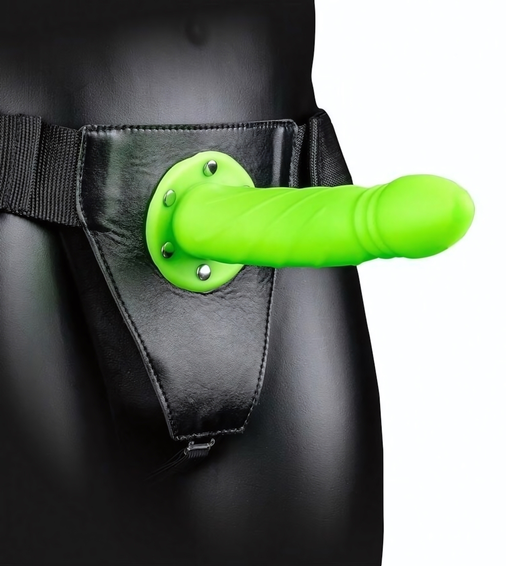 Зеленый страпон-фаллопротез со спиралевидной фактурой - 20,6 см. (Цвет: зеленый)