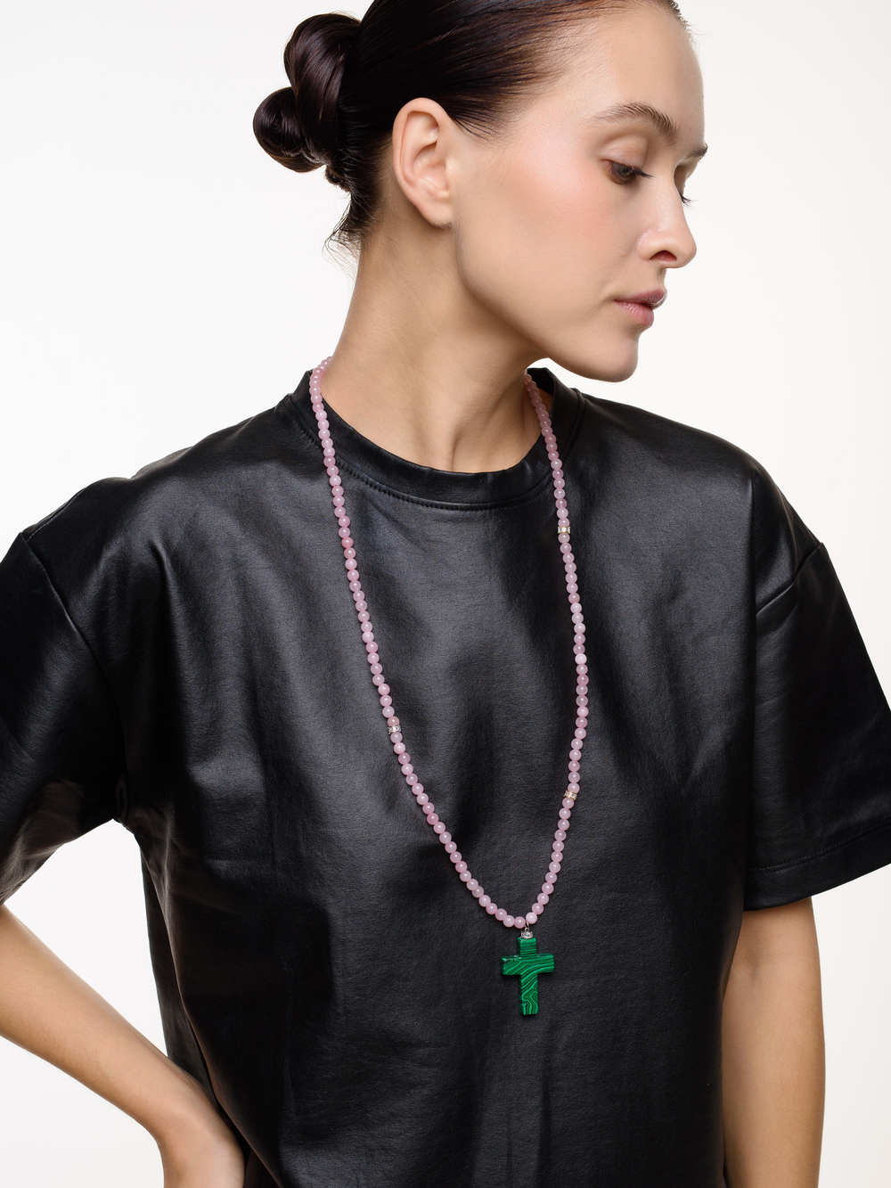 Колье "Stone Cross" из розового кварца c малахитом