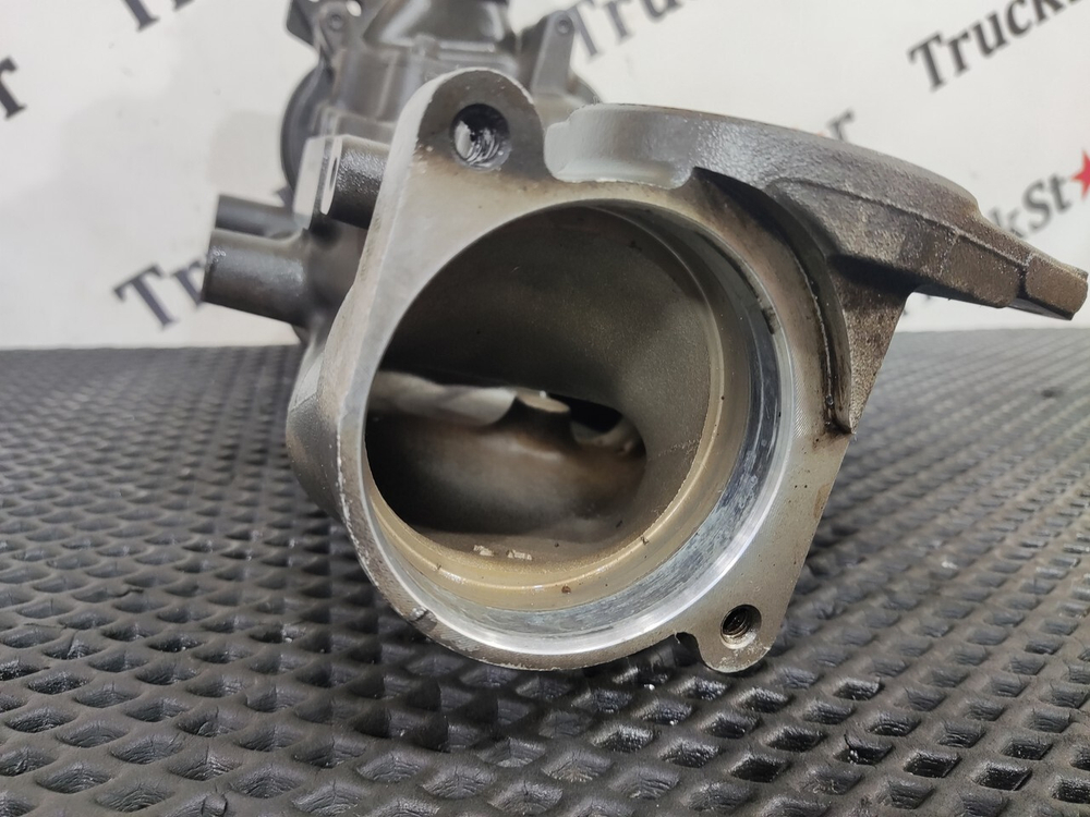 Корпус помпы двигателя 2023