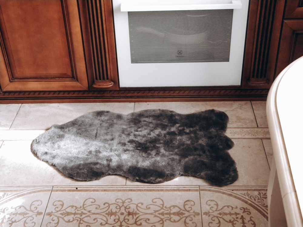 Декоративный коврик "MAGIC SHEEP" из натуральной овчины