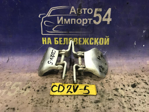 Петля двери передней левой MITSUBISHI LIBERO 2001