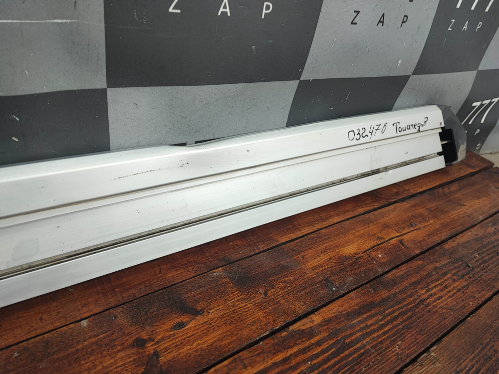 Подножка Volkswagen Touareg 3 18-нв Б/У Оригинал 761071691