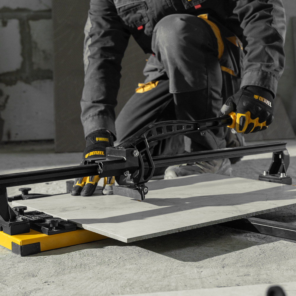 Плиткорез рельсовый 600х16мм, каретка на подш., стальная станина, усил. рукоятка-пенал Denzel