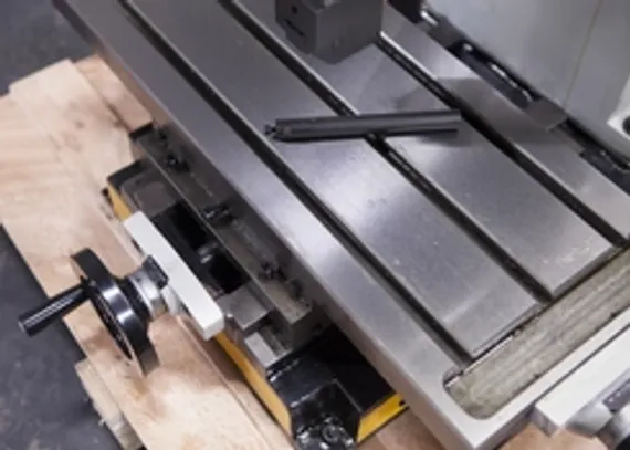 Профильная губка станочных тисков с гидроусилением Optimum HMS 100