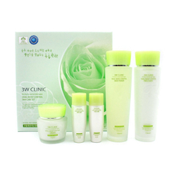 3W Clinic Snail Moist Control Skin Care 3 Set набор увлажняющих средств с муцином улитки для сухой и нормальной кожи
