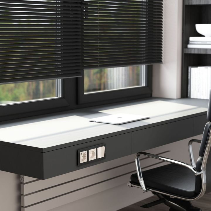 Розетка с заземлением, шторками и USB тип A+C Werkel айвори акрил W1171743 4690389197833