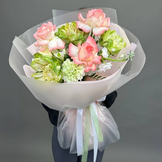 Авторский букет «Роковая дева снов»/ Цветы/ букет от RoseMarkt