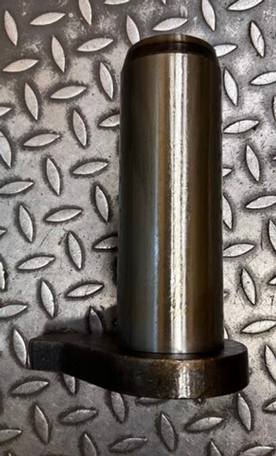 Палец 205-70-71190