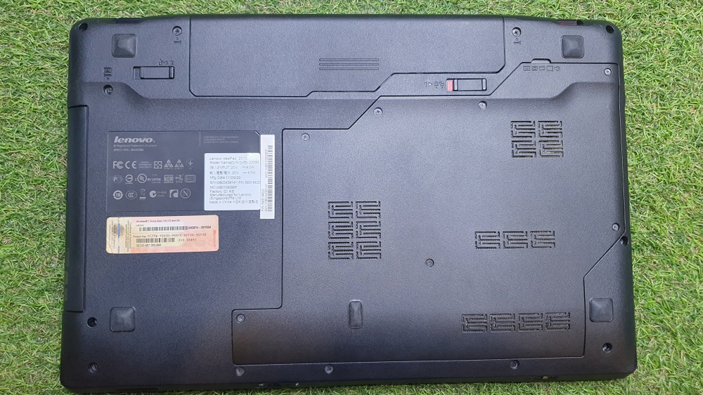 Ноутбук Lenovo  i5/6Gb/GT 520M 1Gb