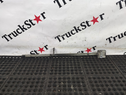 Кронштейн продолжения двери правый 2018г.