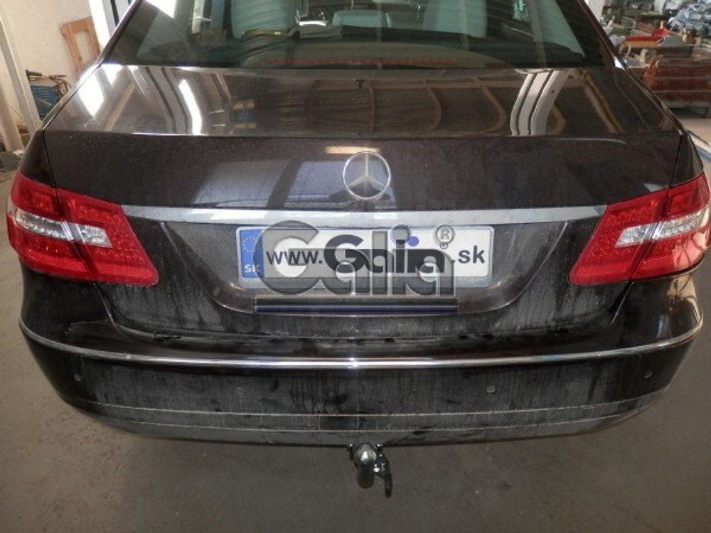 Фаркоп оцинкованный Galia M138С для Mercedes E-Class седан 2009-2016(паспорт и сертификат в комплекте)(без электрики)