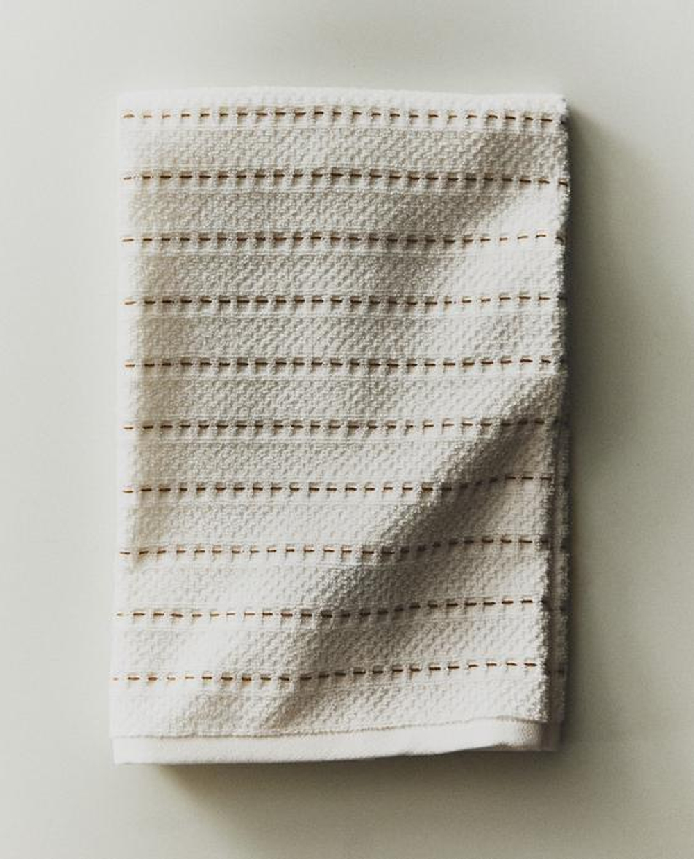 ZARA HOME МАХРОВОЕ КУХОННОЕ ПОЛОТЕНЦЕ, ЭКРЮ