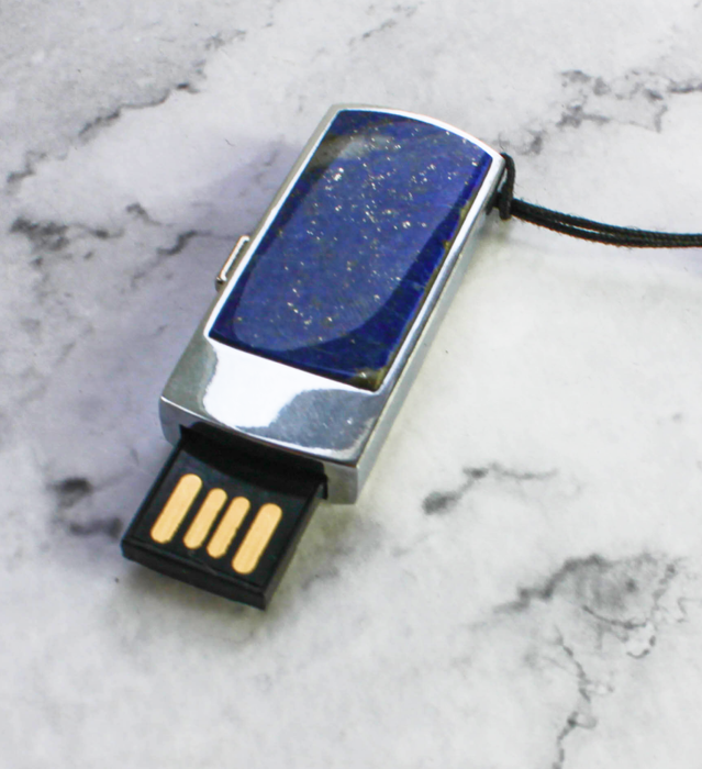 USB-флешки из камня