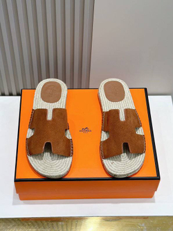 Шлепанцы Hermes