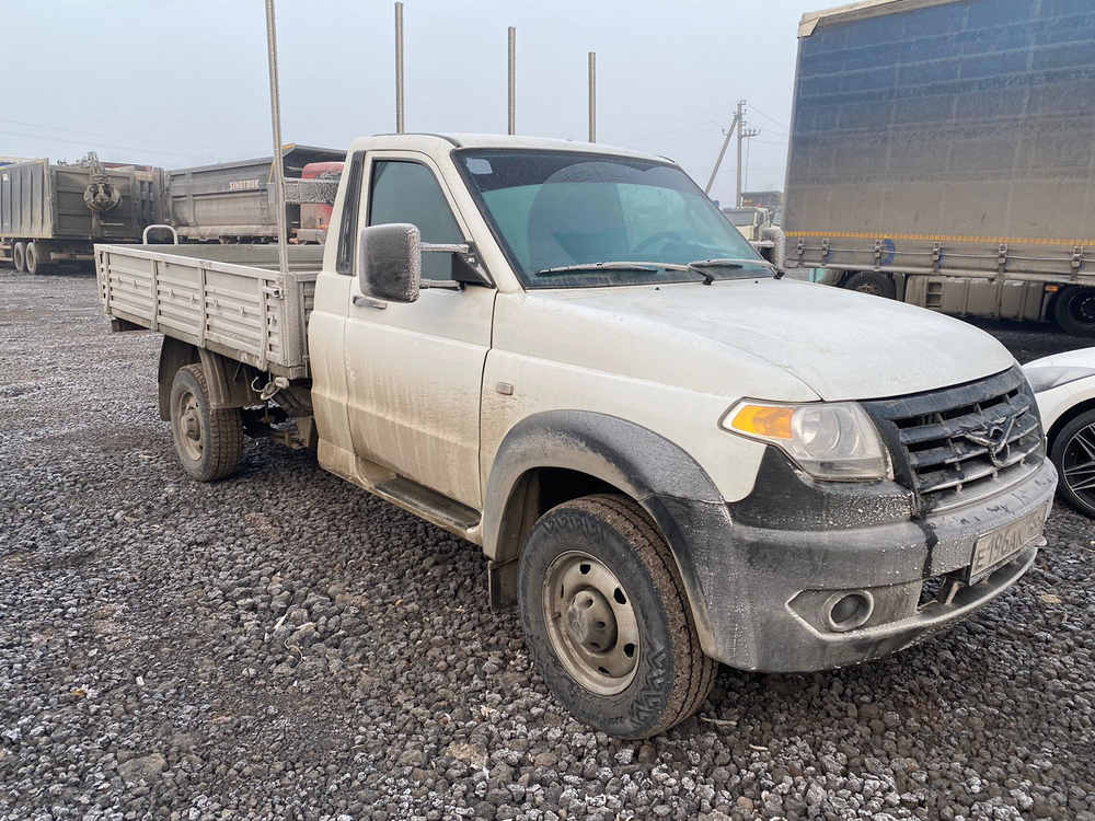 UAZ Profi 236022 (Бортовой, Тент, Бензиновый, 2,7 л, 150 л.с.)
