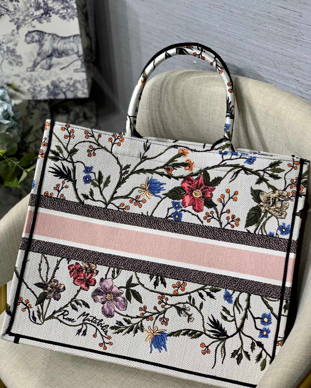 Christian Dior Book Tote 42 cm