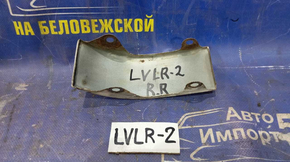 Планка под стоп правая MAZDA MPV 1996