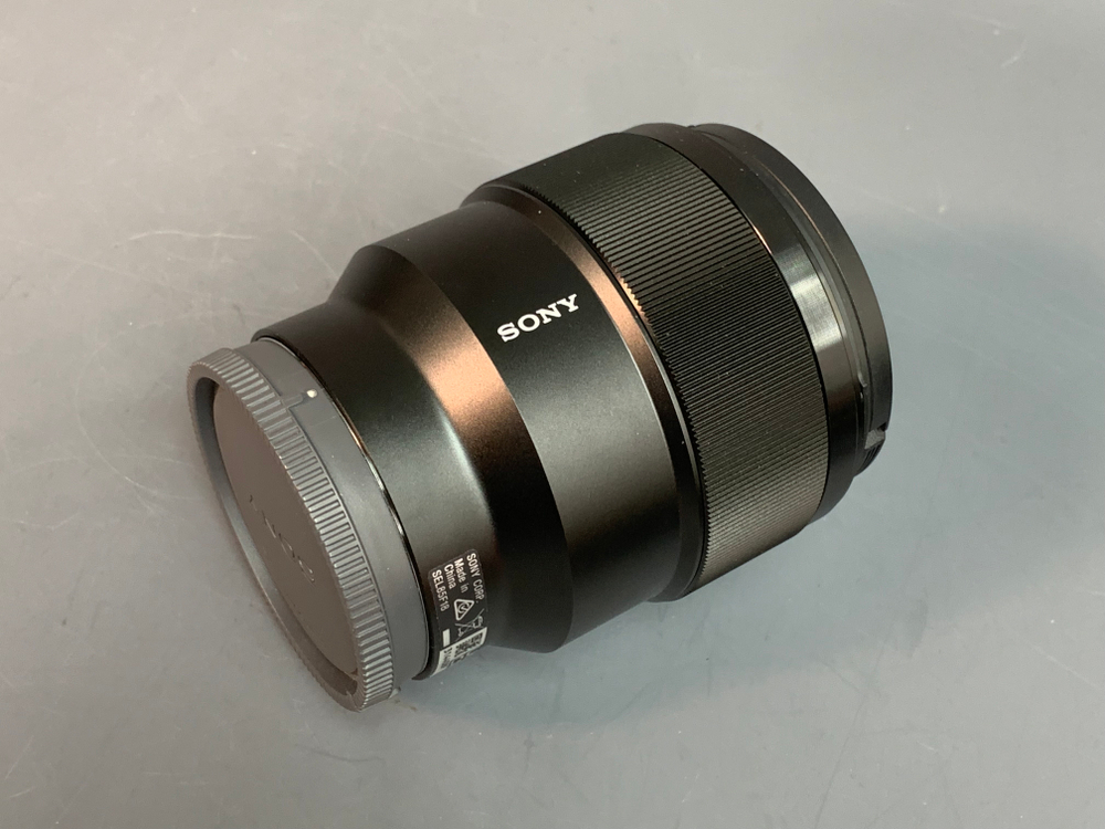 Sony FE 85mm 1.8 SEL85F18