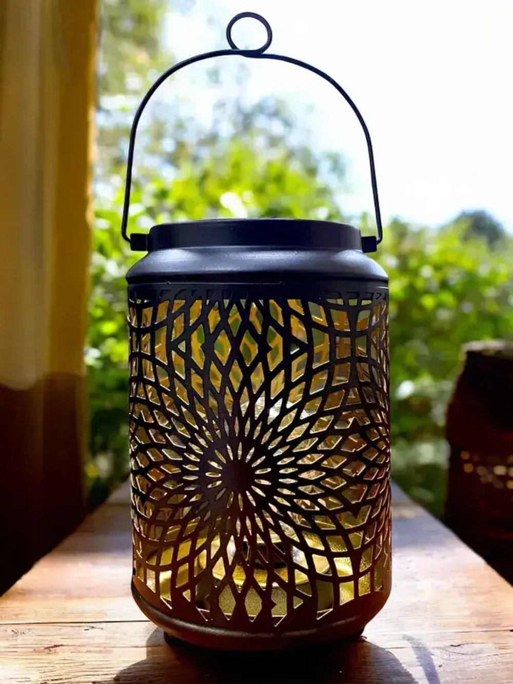 Садовый светильник на батарейках 18х12 см / Подвесной дачный фонарь ажурный VITmarket