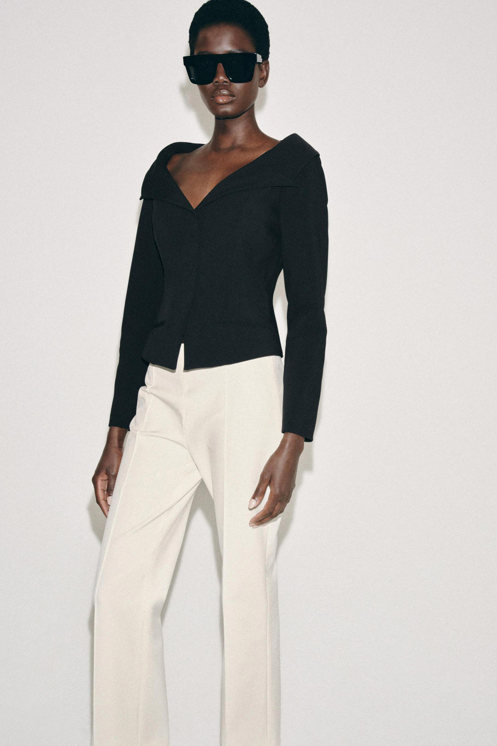 ZARA БЛЕЙЗЕР ПРИТАЛЕННОГО КРОЯ — ZW COLLECTION, ЧЕРНЫЙ