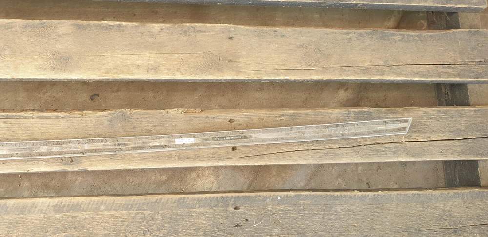 Молдинг крышки багажника Mercedes GLE (W166) 11-18 Б/У Оригинал A1667400193