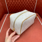 Louis Vuitton Locker Dopp Kit
