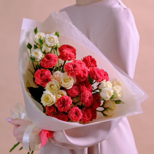 Купить Букет кустовых роз "Коралловые бусины" #138